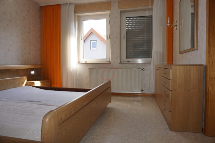 Schlafzimmer OG (2)
