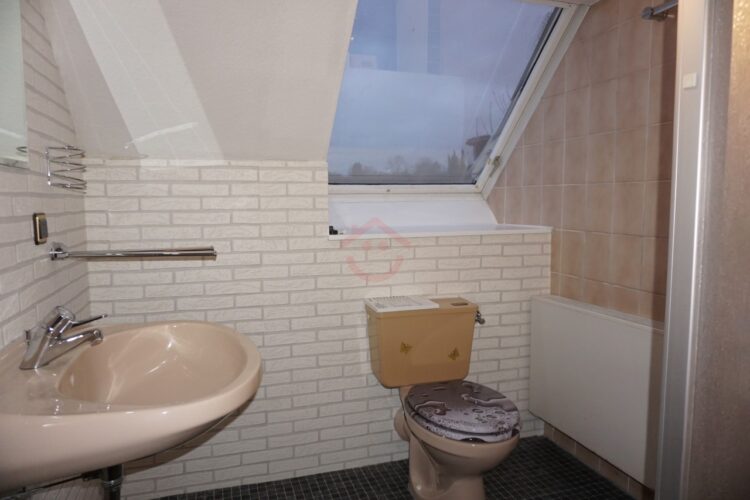 Badezimmer DG