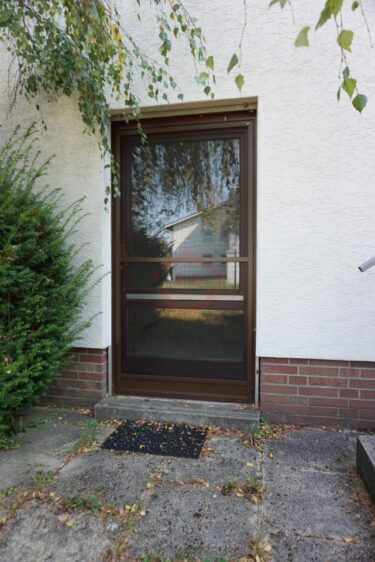 Nebeneingangstür