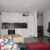Wohnzimmer mit Blick auf die Küche
