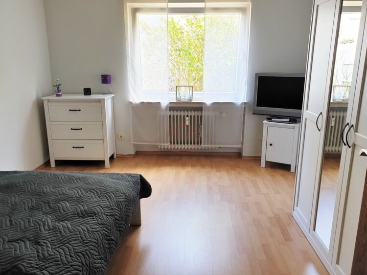 Beispiel Zimmer 1 (Arbeitszimmer)