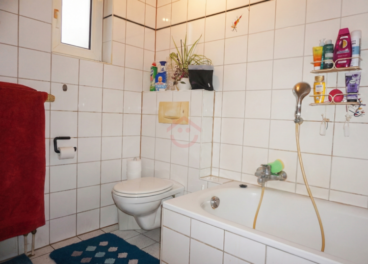 Badezimmer EG