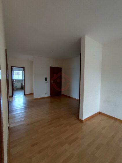 Fluh und Eingangstür