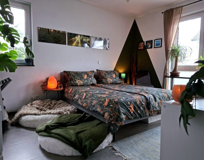 Schlafzimmer (2)