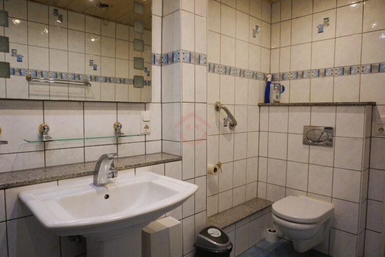 Badezimmer (2)