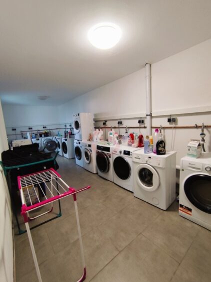 Eine gemeinschaftliche Waschküche