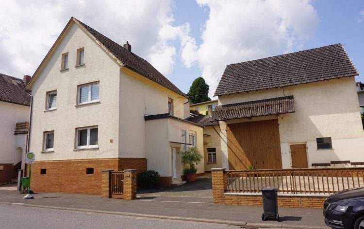 Straßenansicht Bild 2