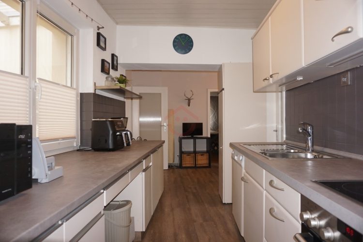 Küche in Richtung Esszimmer