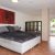 Schlafzimmer mit Terassenzugang