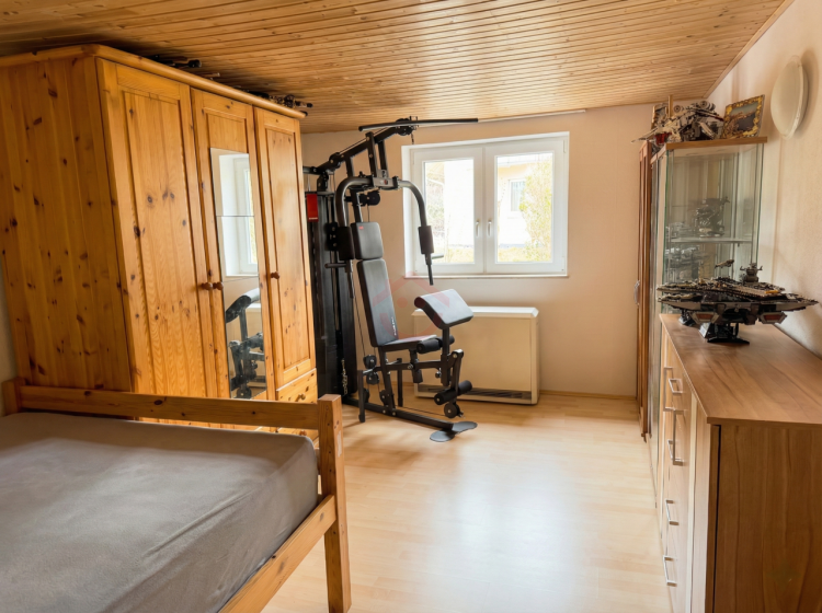 Ausgebaute Garage