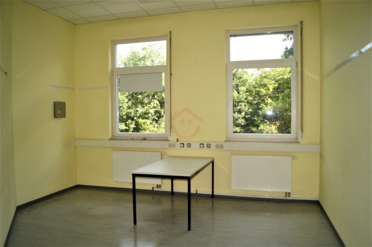 Büro 1