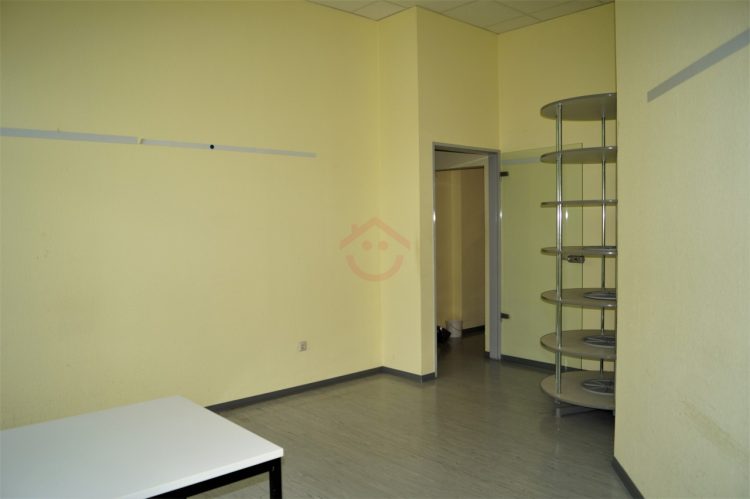 Büro 1 (2)