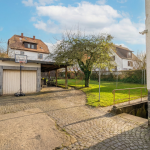 Carport und Garage