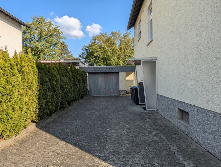 Garageneinfahrt
