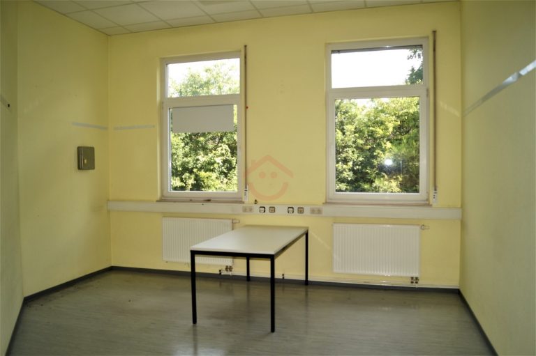Büro 1