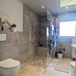 Badezimmer EG