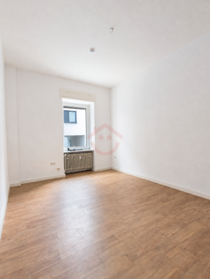 Büro EG