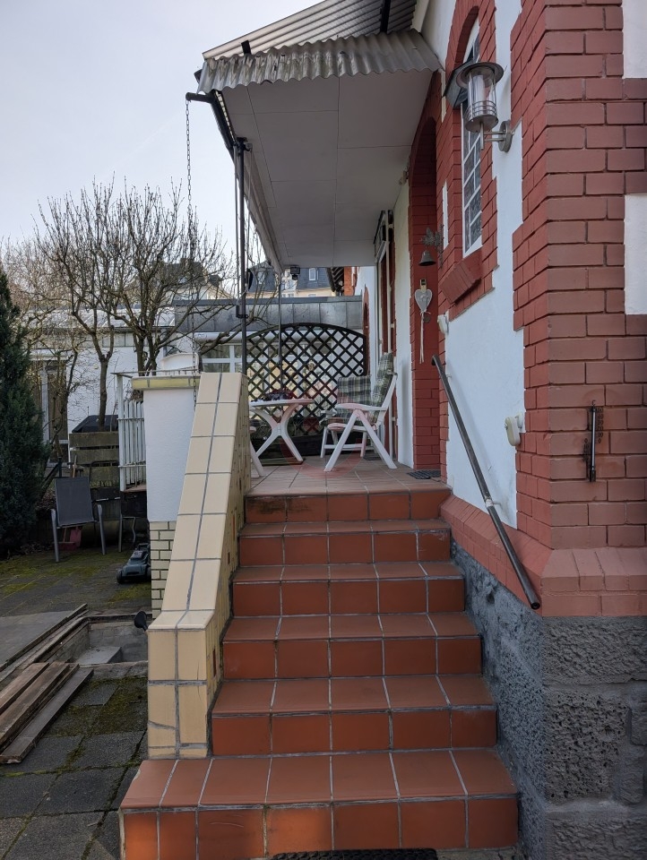 Hauseingangstreppe