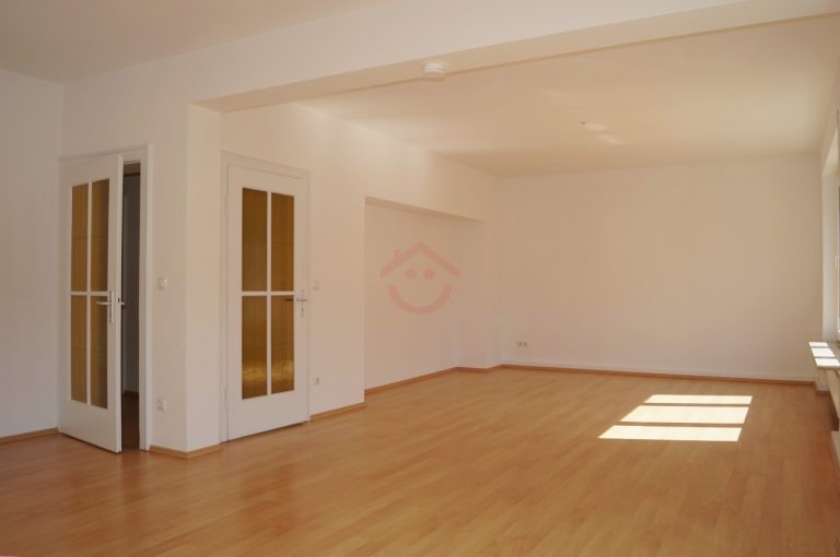 Wohnzimmer (2)