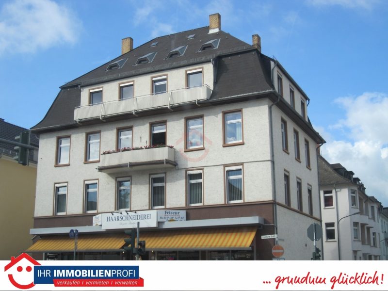 Charmante und stilvoll modernisierte Altbauwohnung in traumhafter Innenstadtlage